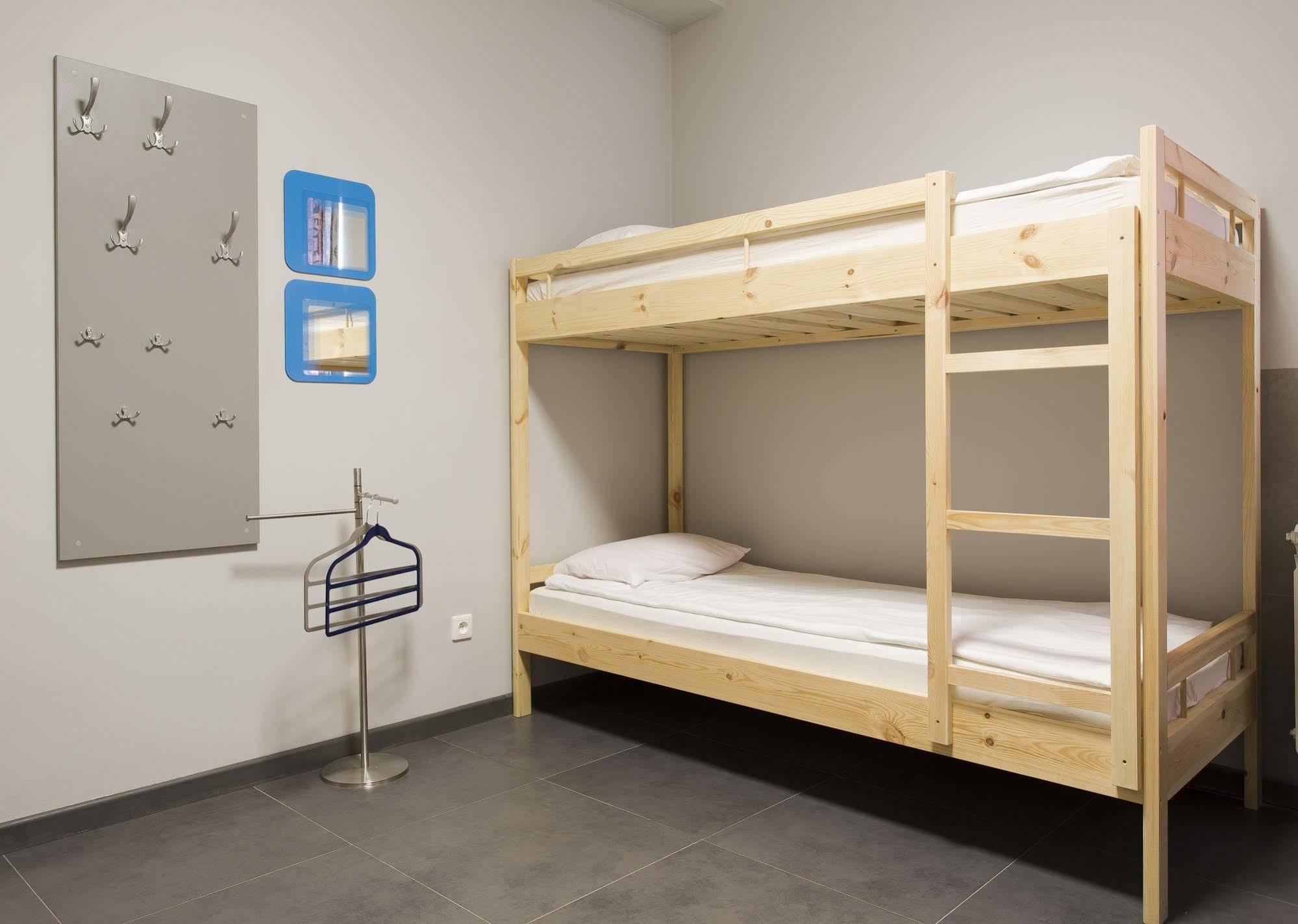Hostel Siennicka Βαρσοβία Εξωτερικό φωτογραφία