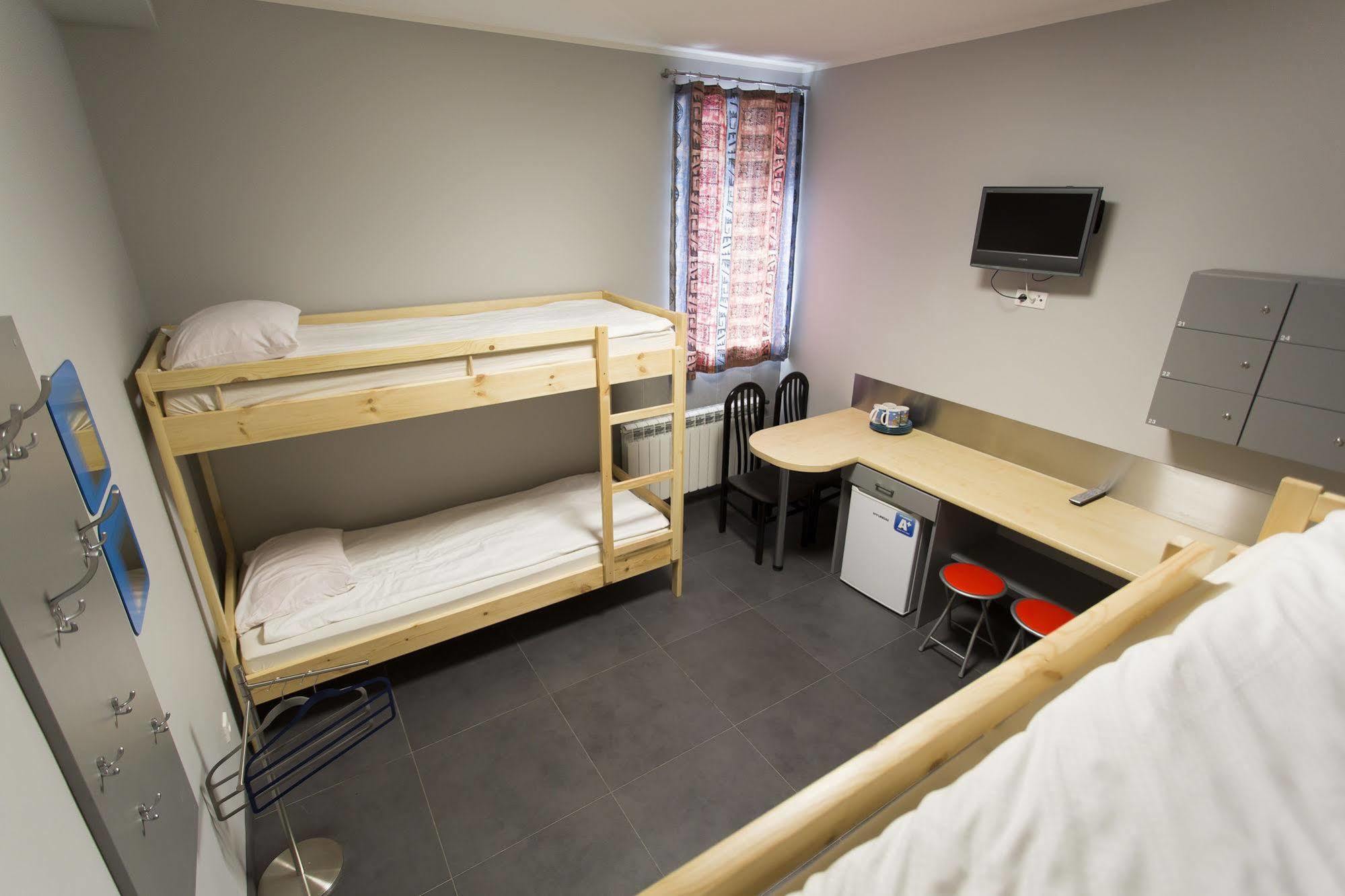Hostel Siennicka Βαρσοβία Εξωτερικό φωτογραφία