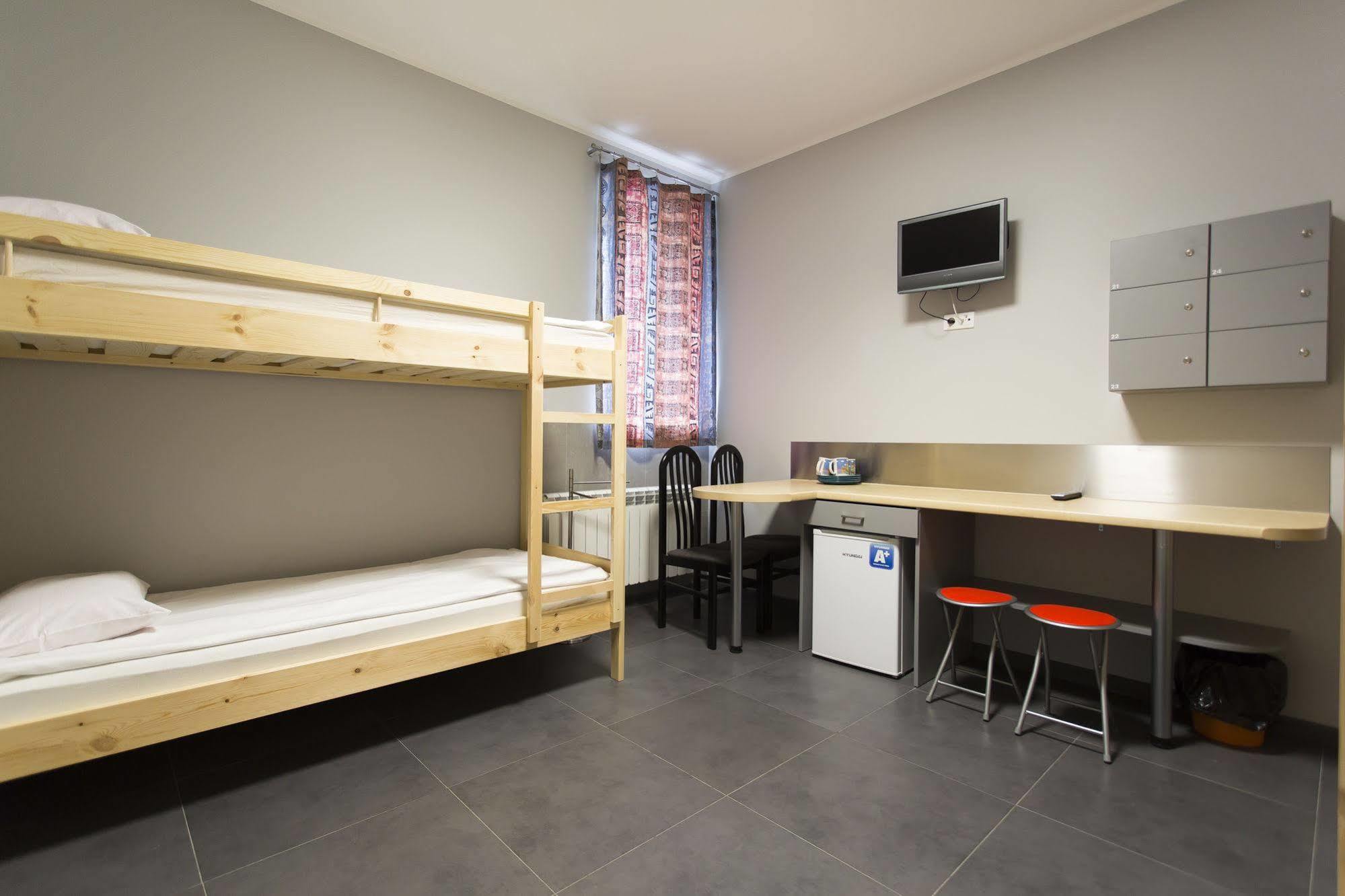 Hostel Siennicka Βαρσοβία Εξωτερικό φωτογραφία