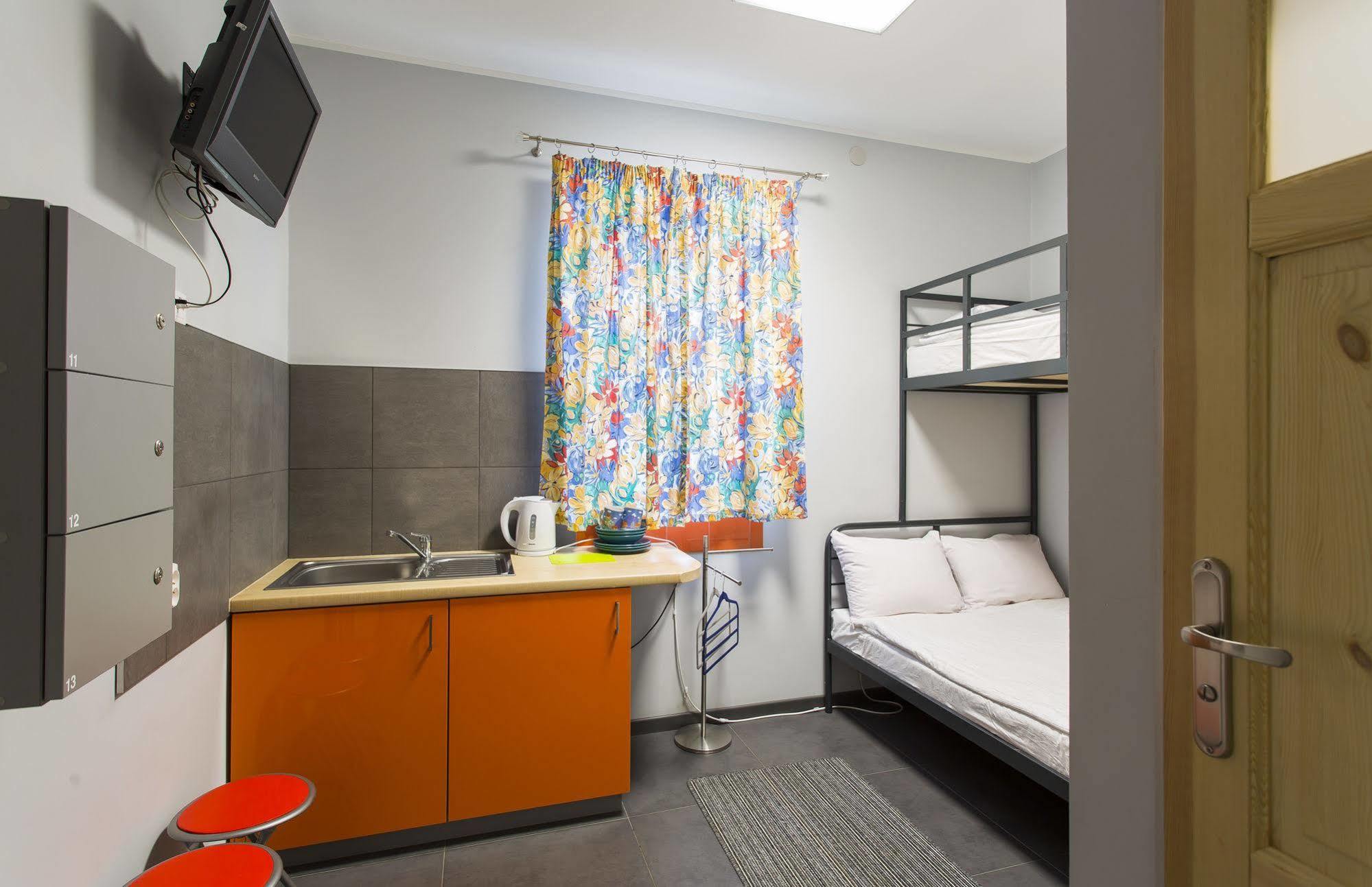 Hostel Siennicka Βαρσοβία Εξωτερικό φωτογραφία